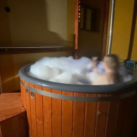 Отель Privat U Zdenky Тврдошин Экстерьер фото